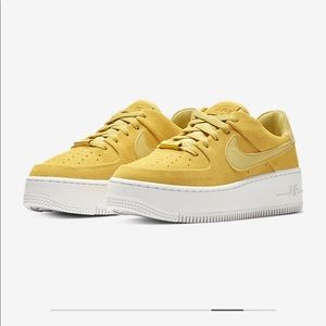 Nike Air Force 1 Sage Low